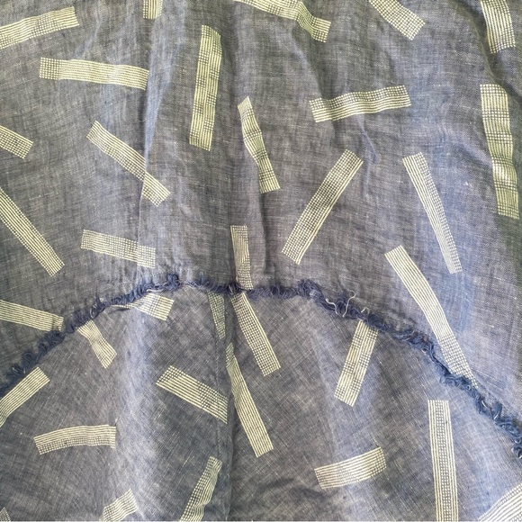 John Mark Linen Blouse - Picture 3 of 5